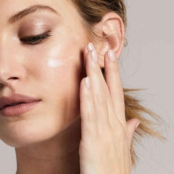 **ISA KNOX* LXNEW Ultimate Rejuvenating Day Cream 1.69 fl. oz. - Picture 4 of 5